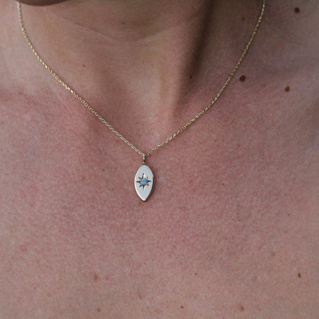 The Tiarii Pendant